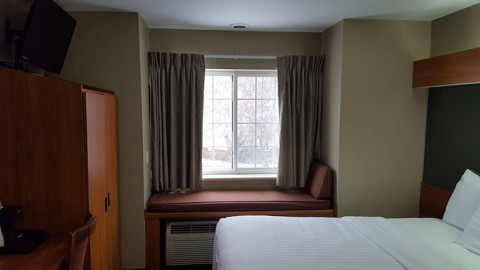 Microtel Inn&Suites by Wyndham Bozeman Exterior foto